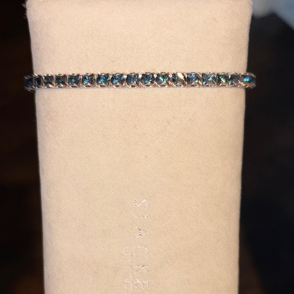 Elegant Blue Stone Bracelet